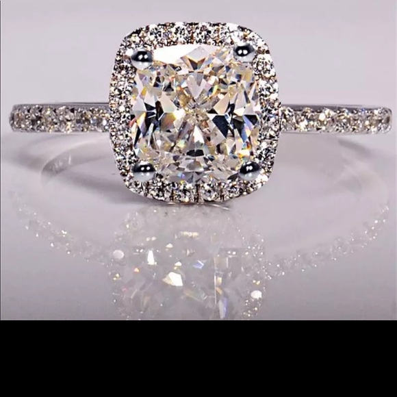 New Sterling silver stamped white sapphire Ring - Picture 8 of 10